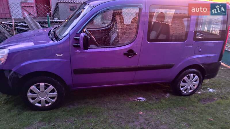 Минивэн Fiat Doblo 2008 в Львове