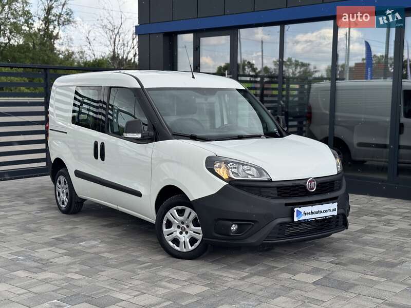 Вантажний фургон Fiat Doblo 2020 в 