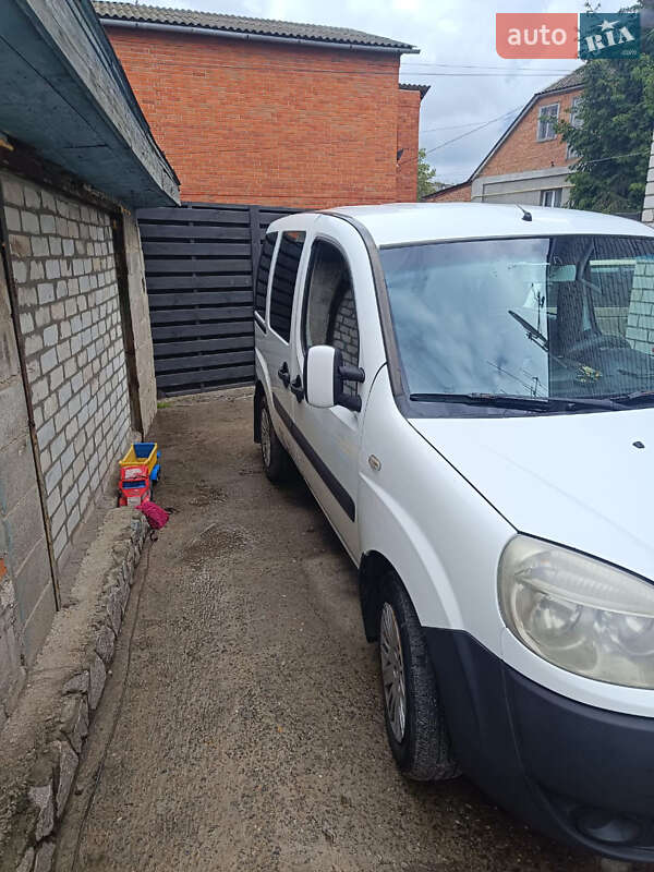 Минивэн Fiat Doblo 2006 в Харькове