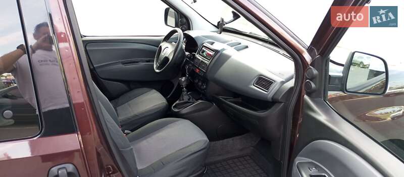 Минивэн Fiat Doblo 2013 в Киеве