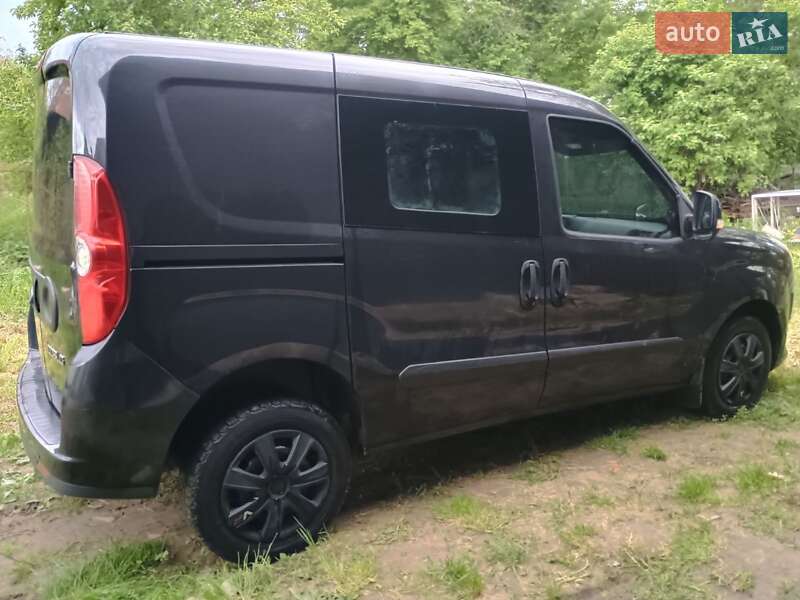 Грузовой фургон Fiat Doblo 2013 в Дрогобыче