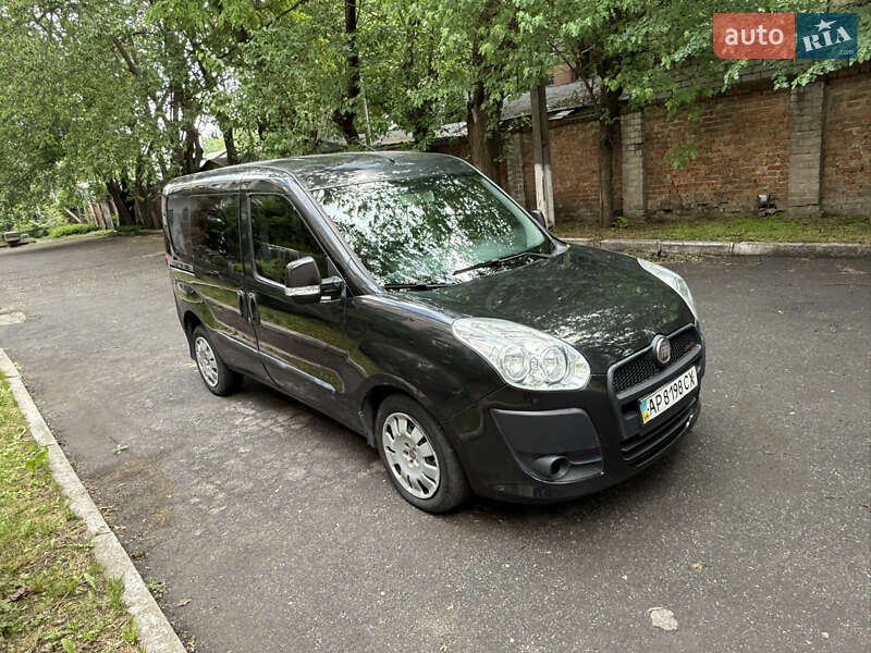 Грузовой фургон Fiat Doblo 2012 в 