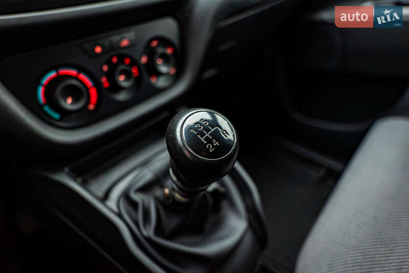 Грузовой фургон Fiat Doblo 2021 в Киеве
