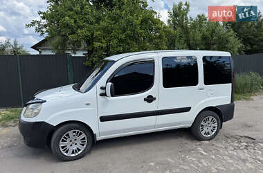 Мінівен Fiat Doblo 2009 в 