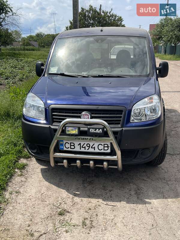 Минивэн Fiat Doblo 2009 в Козельце