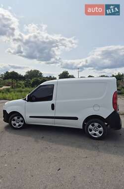 Грузовой фургон Fiat Doblo 2011 в 