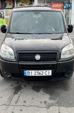 Минивэн Fiat Doblo 2008 в Киеве