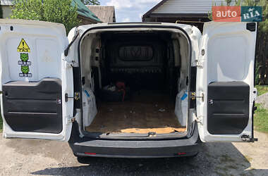 Грузовой фургон Fiat Doblo 2013 в 