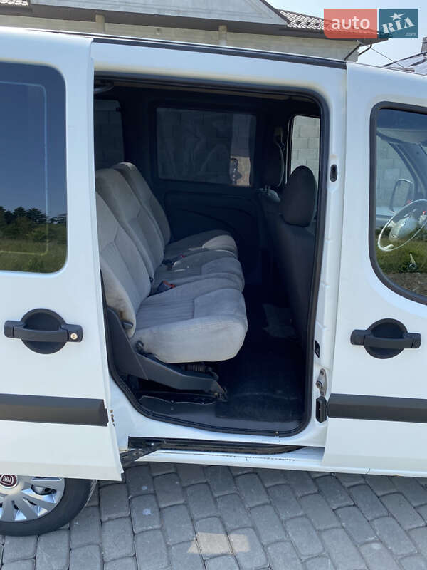 Минивэн Fiat Doblo 2008 в Луцке