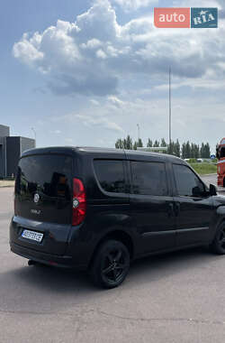 Минивэн Fiat Doblo 2010 в 
