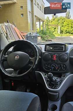 Минивэн Fiat Doblo 2011 в 