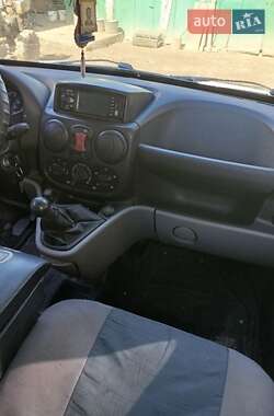 Минивэн Fiat Doblo 2009 в 