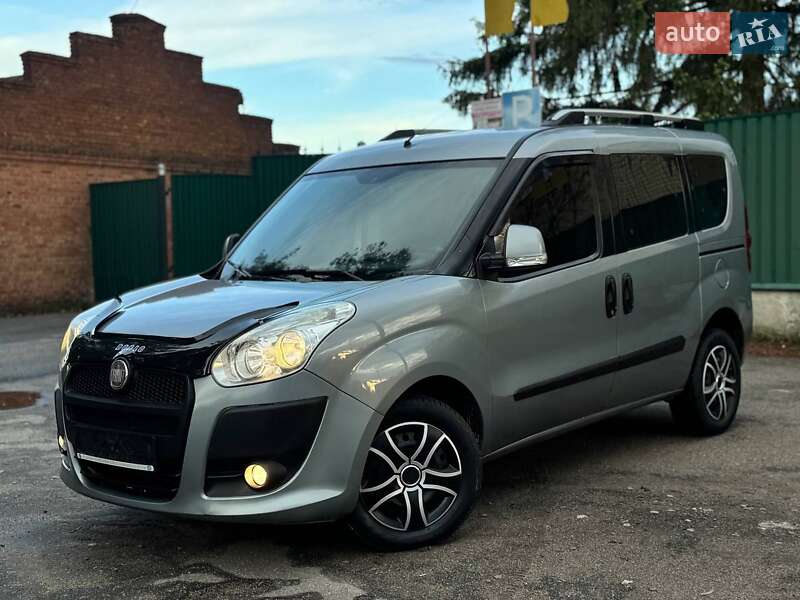 Минивэн Fiat Doblo 2012 в 