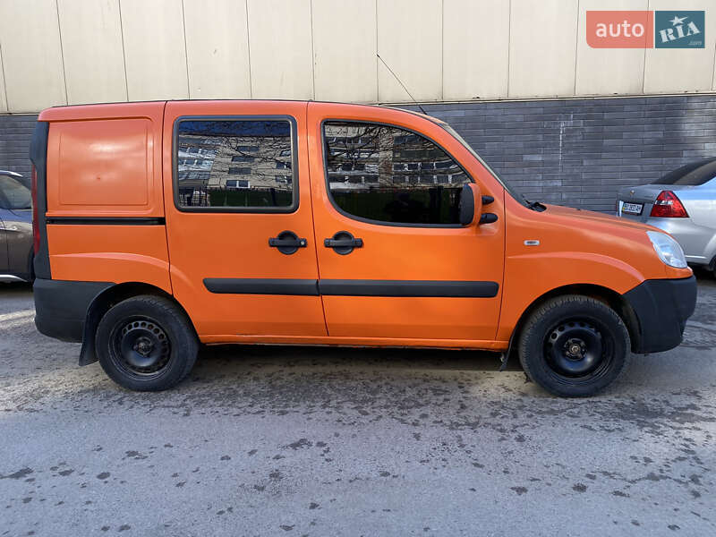 Минивэн Fiat Doblo 2008 в Тернополе