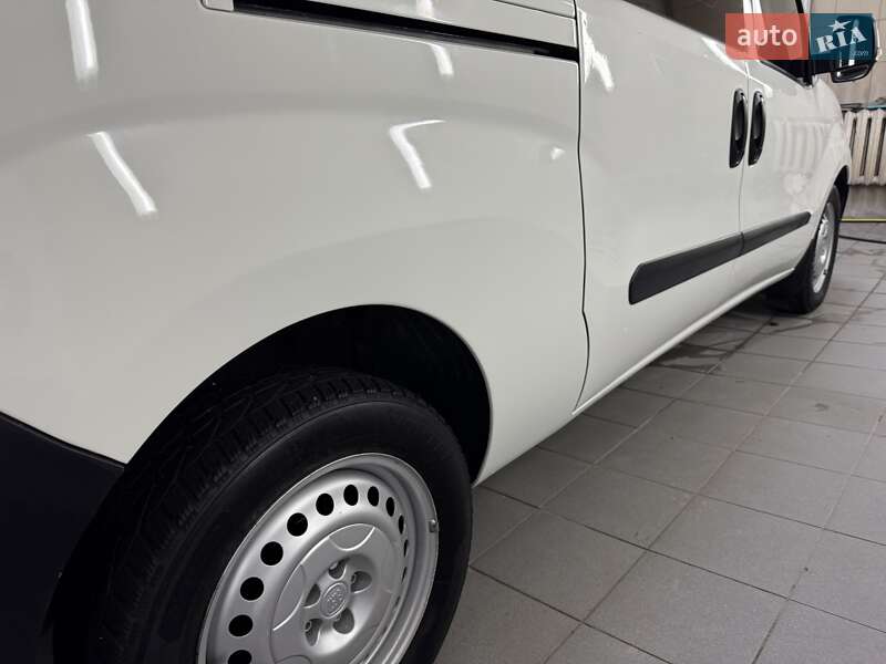 Мінівен Fiat Doblo 2016 в Умані