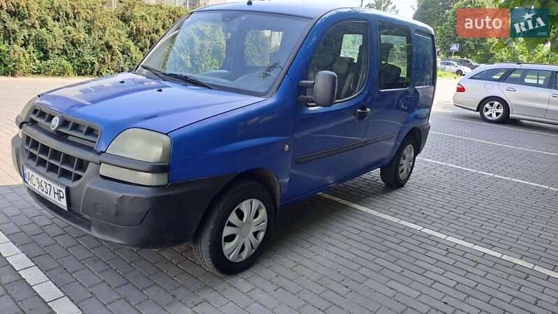 Минивэн Fiat Doblo 2004 в Луцке
