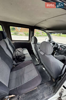 Минивэн Fiat Doblo 2006 в 