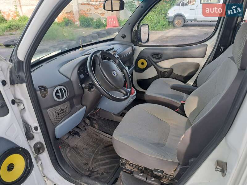Минивэн Fiat Doblo 2005 в Виннице
