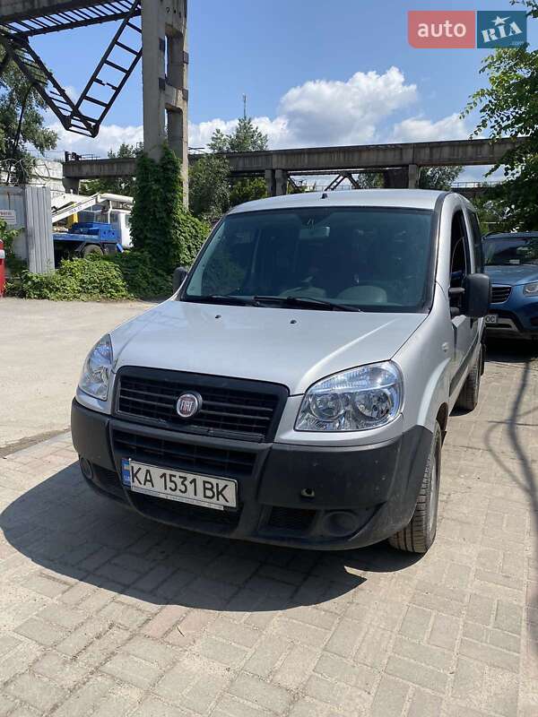 Минивэн Fiat Doblo 2012 в 