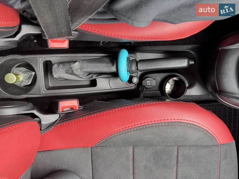 Минивэн Fiat Doblo 2016 в Киеве фото 11 Минивэн Fiat Doblo 2016 в Киеве