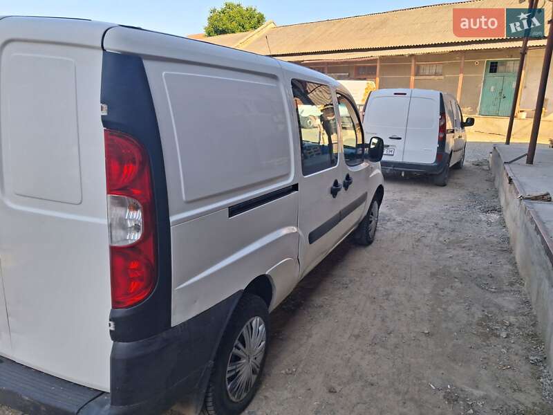 Минивэн Fiat Doblo 2009 в Черновцах