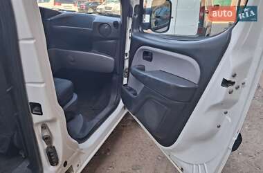 Минивэн Fiat Doblo 2009 в 