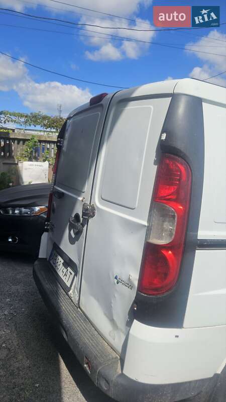 Минивэн Fiat Doblo 2006 в Виннице