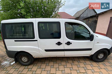 Минивэн Fiat Doblo 2009 в 