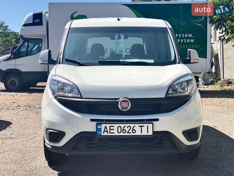 Минивэн Fiat Doblo 2017 в Днепре
