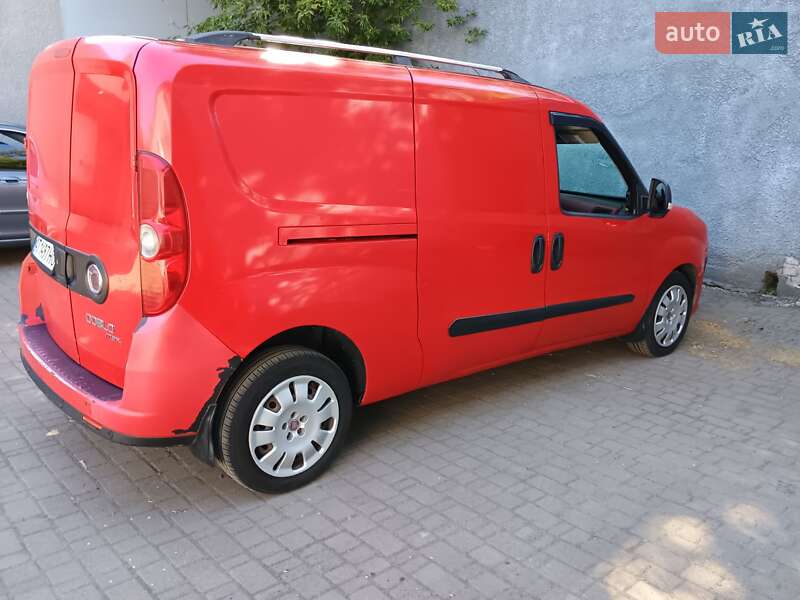 Грузовой фургон Fiat Doblo 2011 в Ивано-Франковске