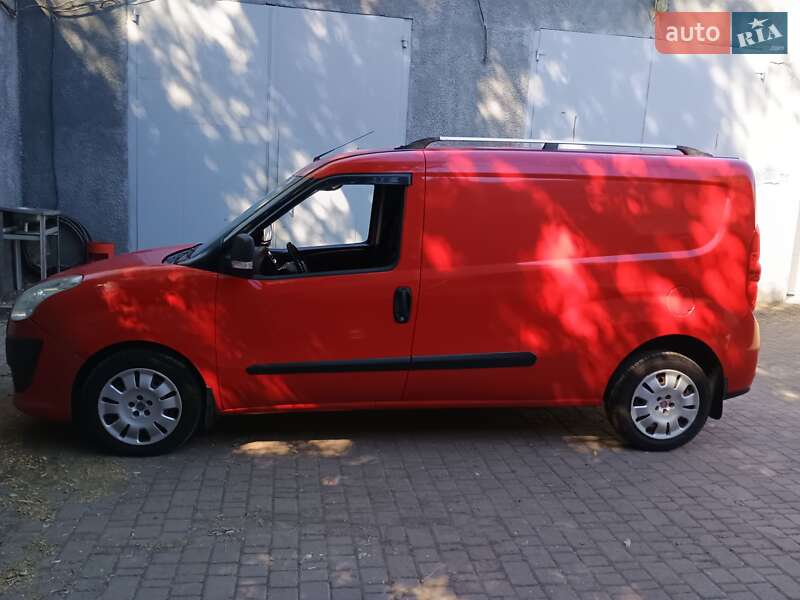 Грузовой фургон Fiat Doblo 2011 в Ивано-Франковске