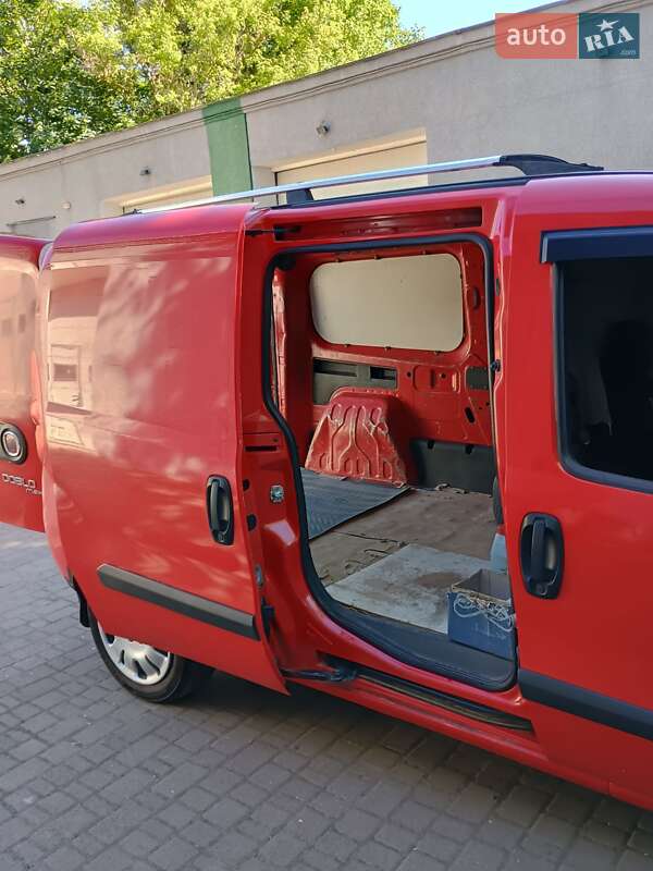 Грузовой фургон Fiat Doblo 2011 в Ивано-Франковске
