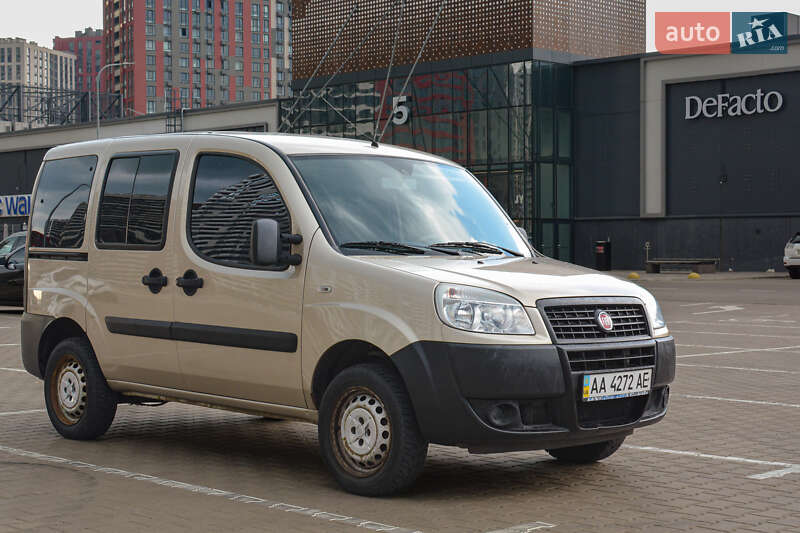 Минивэн Fiat Doblo 2013 в 
