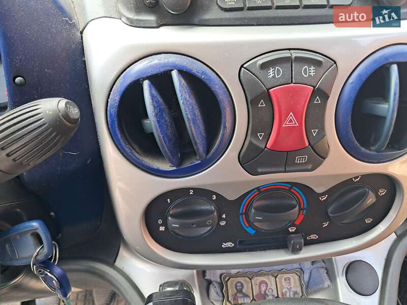 Мінівен Fiat Doblo 2005 в Жовкві фото 5 Мінівен Fiat Doblo 2005 в Жовкві