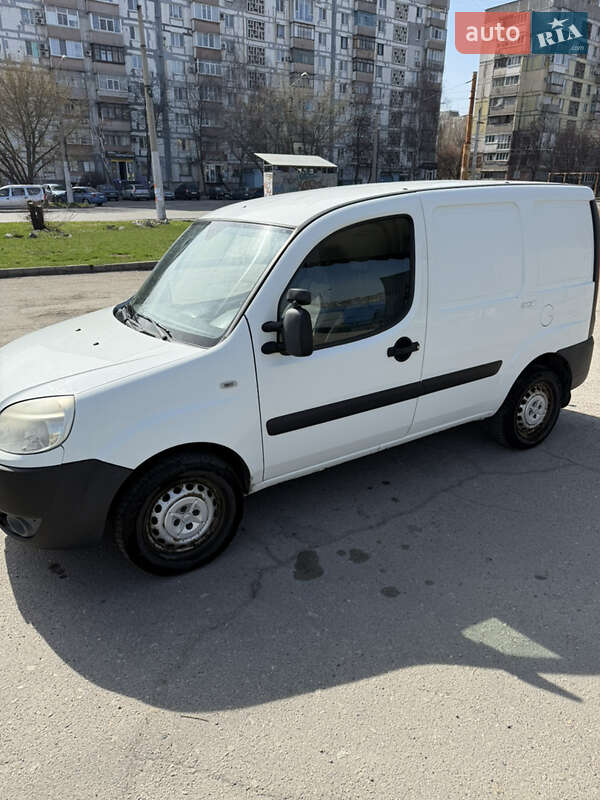 Грузовой фургон Fiat Doblo 2013 в Запорожье