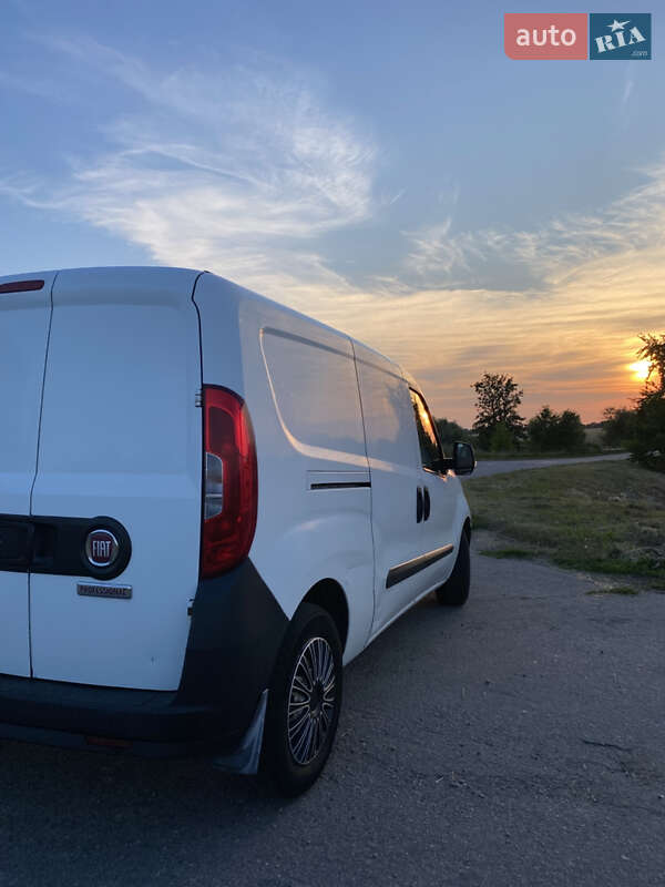 Грузовой фургон Fiat Doblo 2015 в Кагарлыке