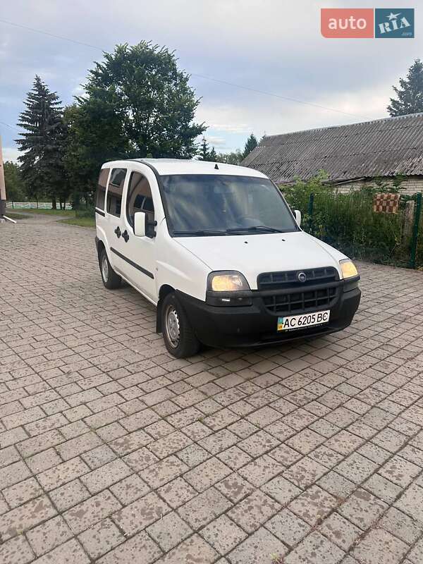 Минивэн Fiat Doblo 2002 в 
