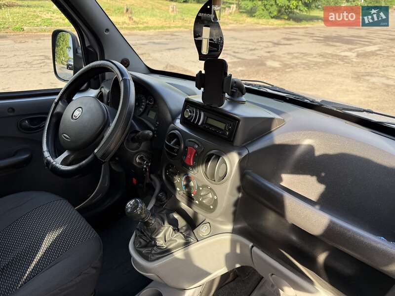 Мінівен Fiat Doblo 2012 в Золотоноші