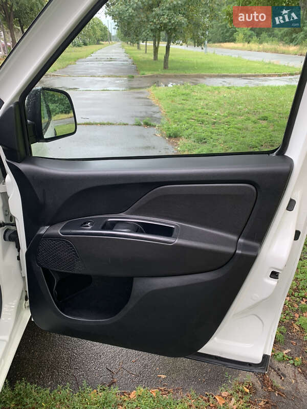 Грузовой фургон Fiat Doblo 2020 в Киеве