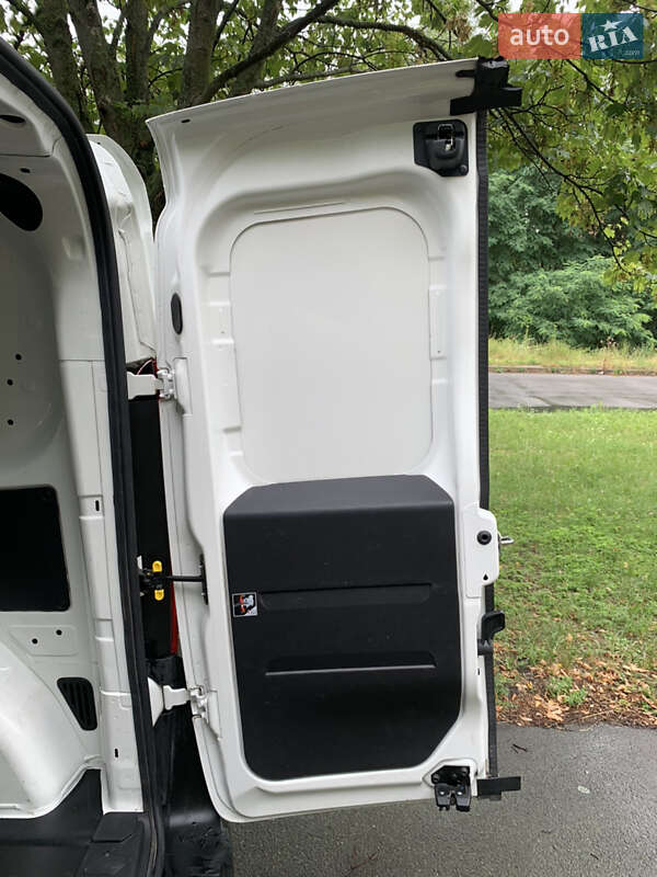 Грузовой фургон Fiat Doblo 2020 в Киеве