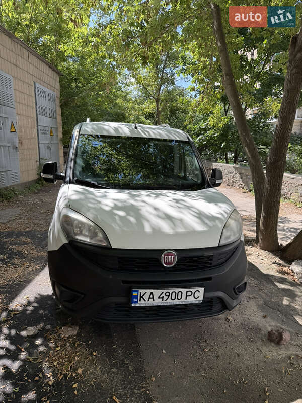 Вантажний фургон Fiat Doblo 2016 в Києві