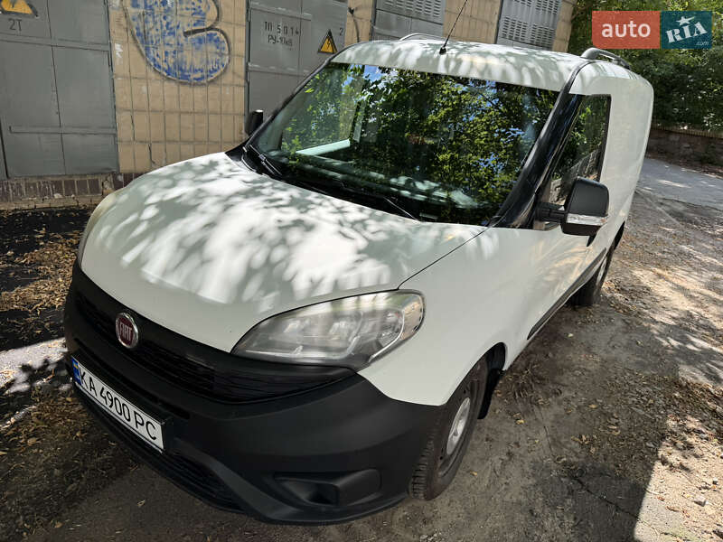 Вантажний фургон Fiat Doblo 2016 в Києві
