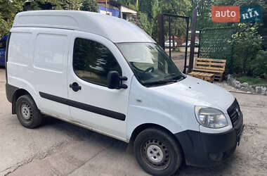 Вантажний фургон Fiat Doblo 2008 в Сумах