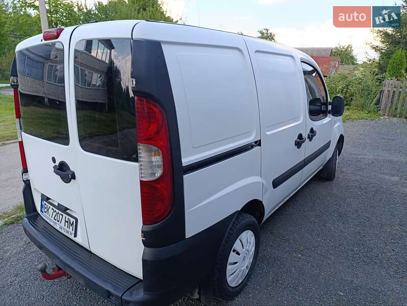 Грузовой фургон Fiat Doblo 2007 в Емильчине