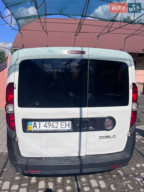 Минивэн Fiat Doblo 2010 в Ставище