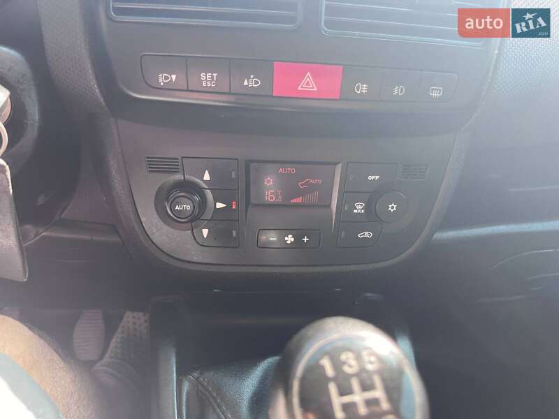 Минивэн Fiat Doblo 2010 в Ставище