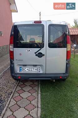 Минивэн Fiat Doblo 2010 в 