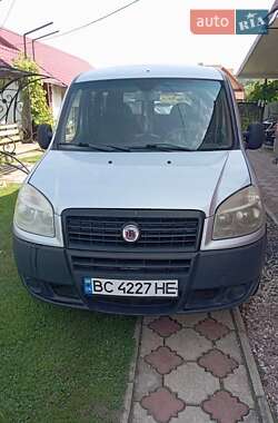 Минивэн Fiat Doblo 2010 в 
