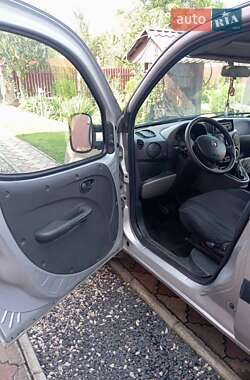 Минивэн Fiat Doblo 2010 в 