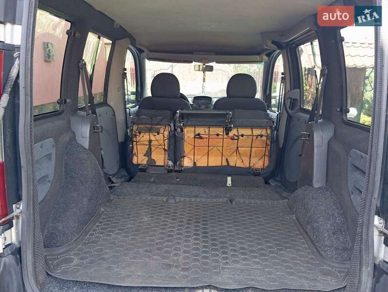 Минивэн Fiat Doblo 2010 в Стрые